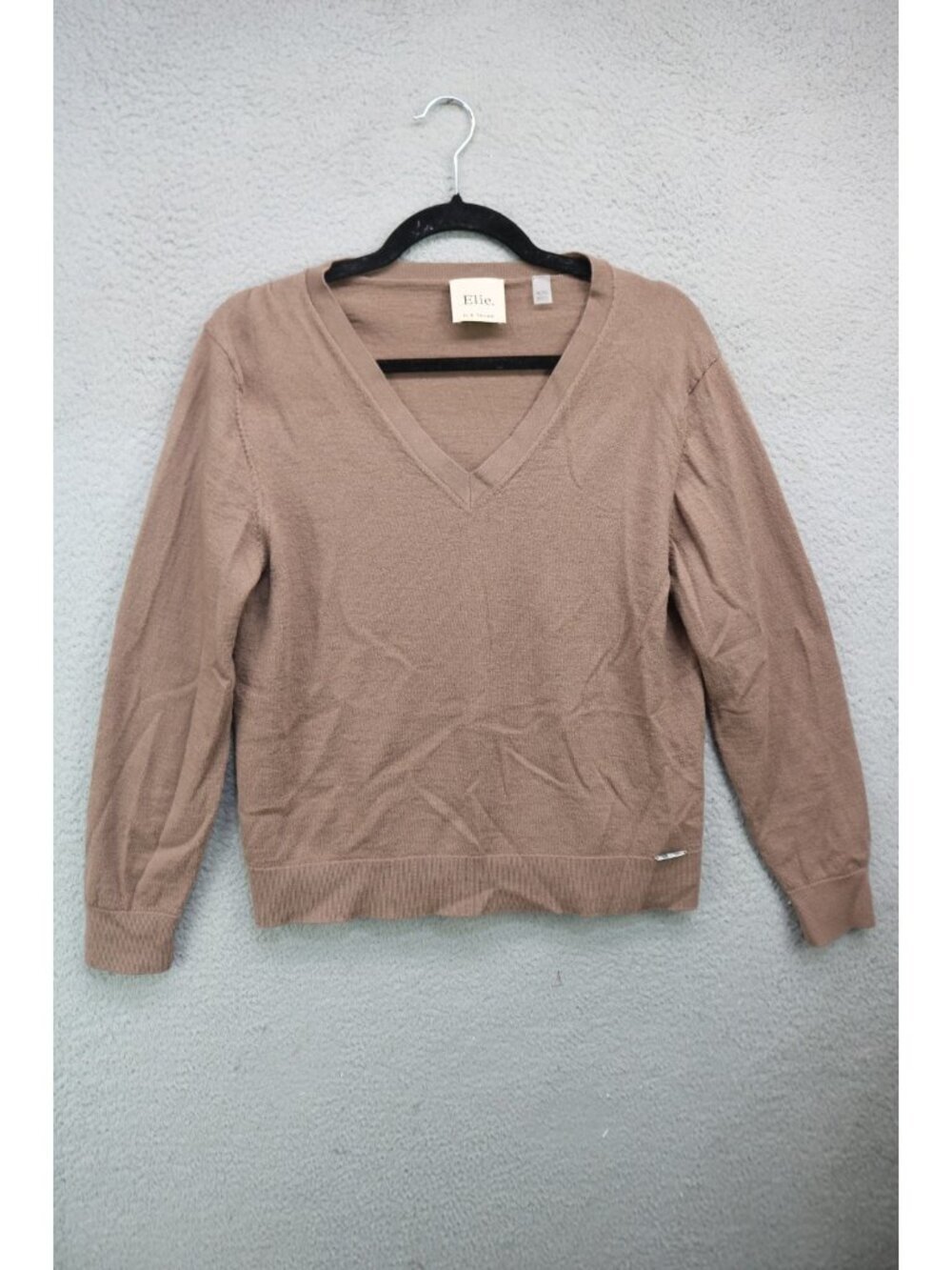 Elie Tahari V Neck Long Sleeve Sweater-Extra Fine Wool-XL-Minimalist-Old Money